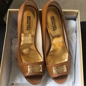 Michael Kors open toe heels size 8.0